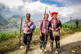 Vietnam Fotografiereis Sapa Red Head reis Japan kumano pelgrimtocht iki Travels